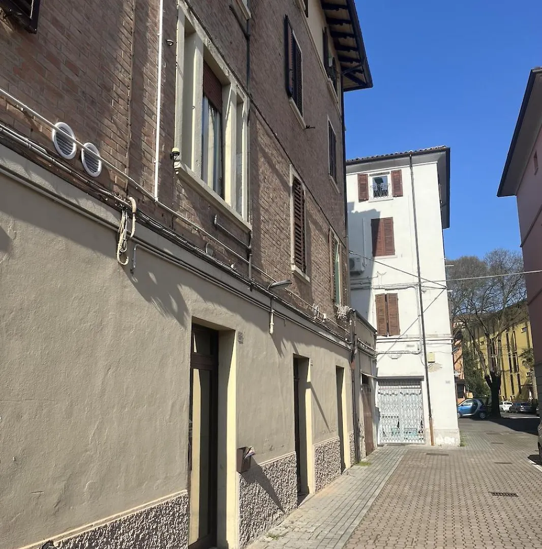 Suite Storchi - Apartment Near Downtown Modena